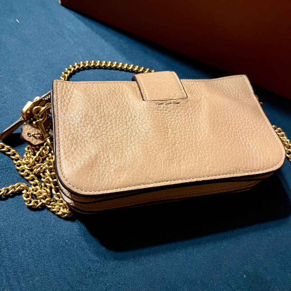 Coach Mini Bag Chain Wallet - Picture 4 of 4